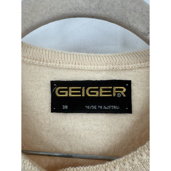 Geiger 100% Wool Button Top Women 38/ Medium Beige Embroidered Minimalist VTG - Picture 3 of 11